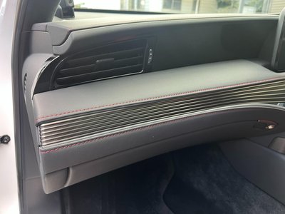 2022 Lexus LS — миниатюра 38