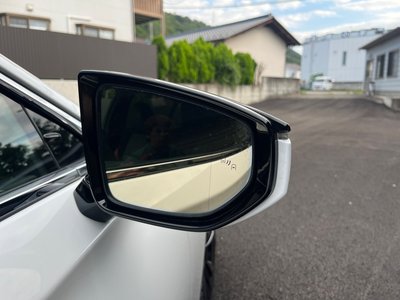 2022 Lexus LS — миниатюра 44
