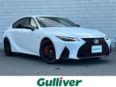 2022 Lexus IS 照片 1