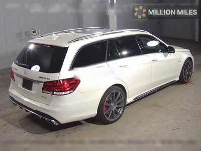 MERCEDES-BENZ E-CLASS AMG - 5