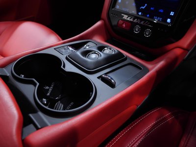2017 Maserati GRANTURISMO — миниатюра 68