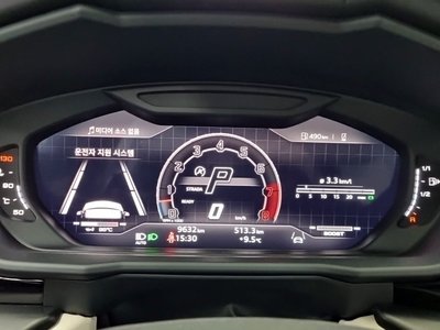 LAMBORGHINI URUS - 8