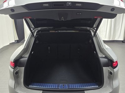 2024 Porsche CAYENNE 缩略图 32