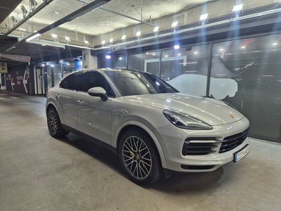 PORSCHE CAYENNE - 4