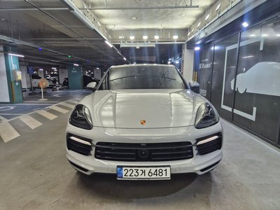 PORSCHE CAYENNE - 1