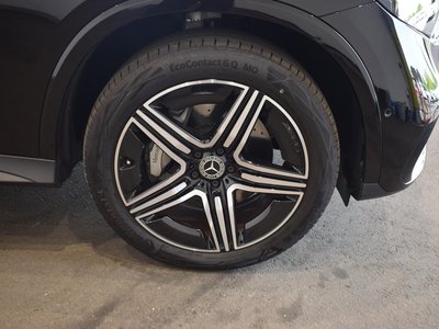 2025 Mercedes-BENZ GLC photo 5