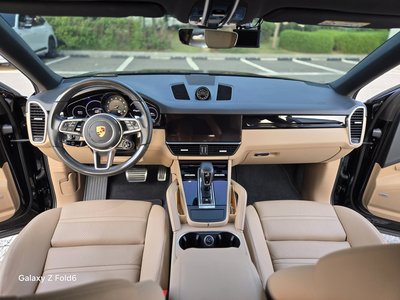 صورة 5 لـ 2021 Porsche CAYENNE