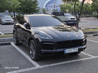 صورة 4 لـ 2021 Porsche CAYENNE