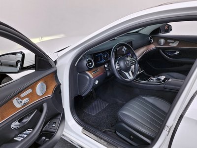 MERCEDES-BENZ E-CLASS - 10