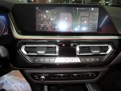 2025 BMW Z4 — миниатюра 13