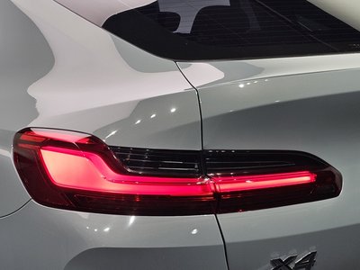 BMW X4 - 10