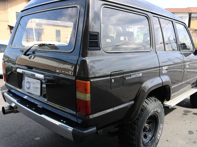 TOYOTA LAND CRUISER 60 - 5