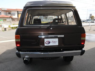 TOYOTA LAND CRUISER 60 - 6