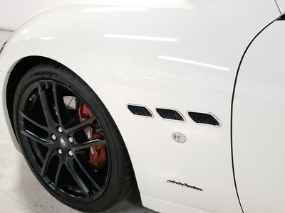 MASERATI GRANTURISMO - 10