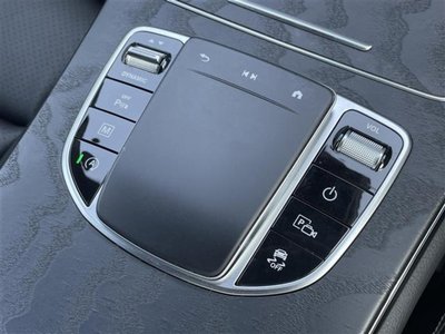 2021 Mercedes-BENZ GLC — миниатюра 13