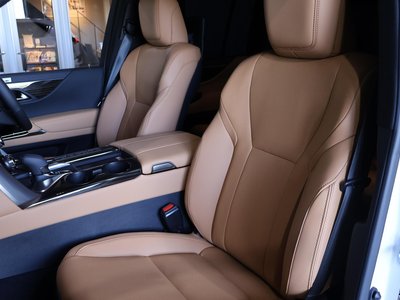 2026 Lexus LX — миниатюра 20