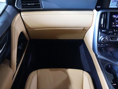 2026 Lexus LX — миниатюра 22