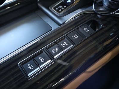 2026 Lexus LX — миниатюра 41