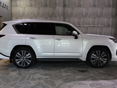 2026 Lexus LX — фото 8