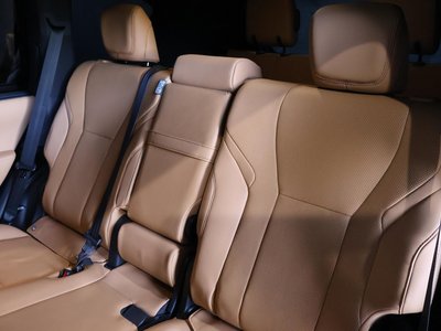 2026 Lexus LX — миниатюра 24