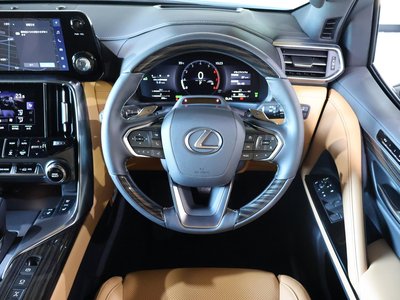 2026 Lexus LX — миниатюра 12