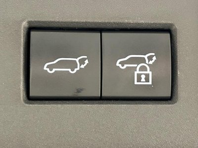 TOYOTA CROWN SPORT - 10