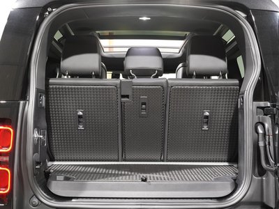 2025 LAND Rover DEFENDER 缩略图 44
