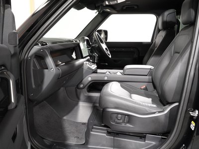 2025 LAND Rover DEFENDER 缩略图 21