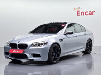 2016 BMW M5 照片 1