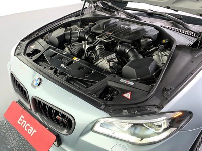 2016 BMW M5 照片 7
