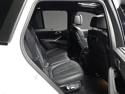 صورة مصغرة 18 لـ 2025 BMW X5