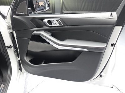 صورة مصغرة 14 لـ 2025 BMW X5