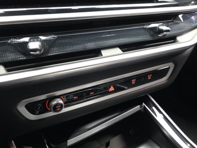 صورة مصغرة 32 لـ 2025 BMW X5