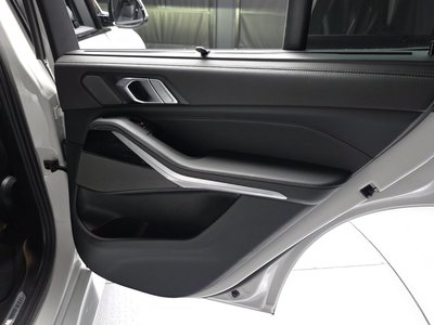 صورة مصغرة 15 لـ 2025 BMW X5