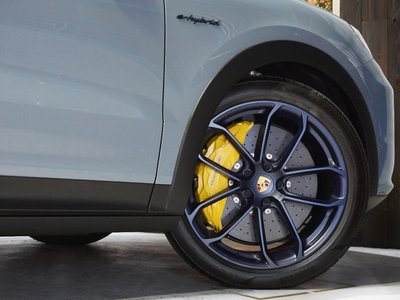 2024 Porsche CAYENNE 缩略图 24