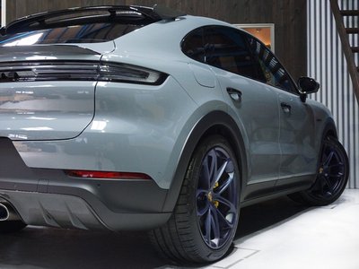2024 Porsche CAYENNE 缩略图 31