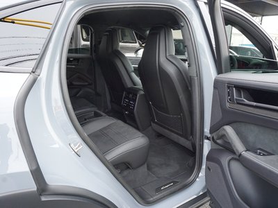 2024 Porsche CAYENNE 缩略图 71