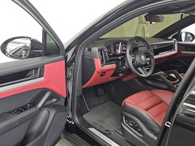 2025 Porsche CAYENNE 缩略图 13