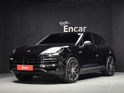2025 Porsche CAYENNE 照片 1