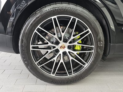 2025 Porsche CAYENNE 照片 6