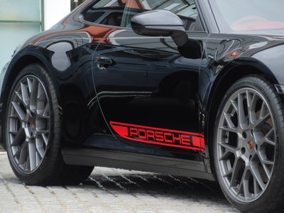 PORSCHE 911 - 9