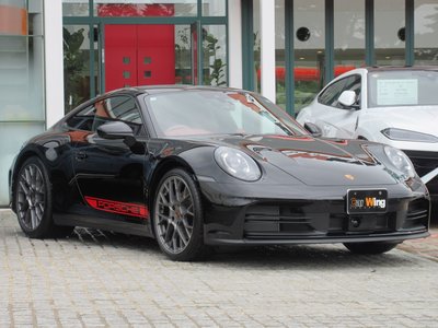 PORSCHE 911 - 4