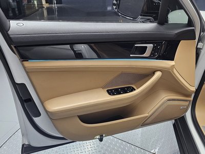 2018 Porsche PANAMERA 缩略图 14