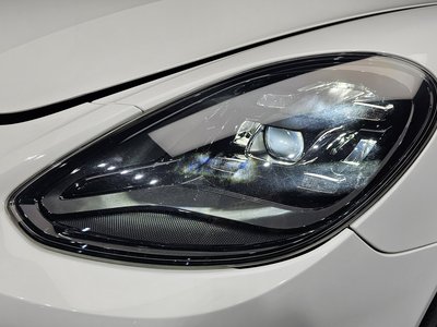 2018 Porsche PANAMERA 照片 9