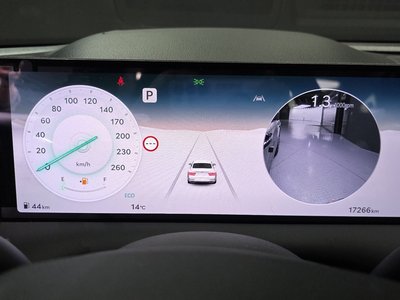 GENESIS G80 (RG3) - 8