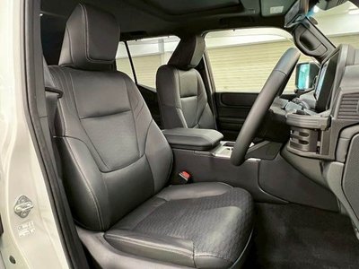 TOYOTA LAND CRUISER 250 - 8