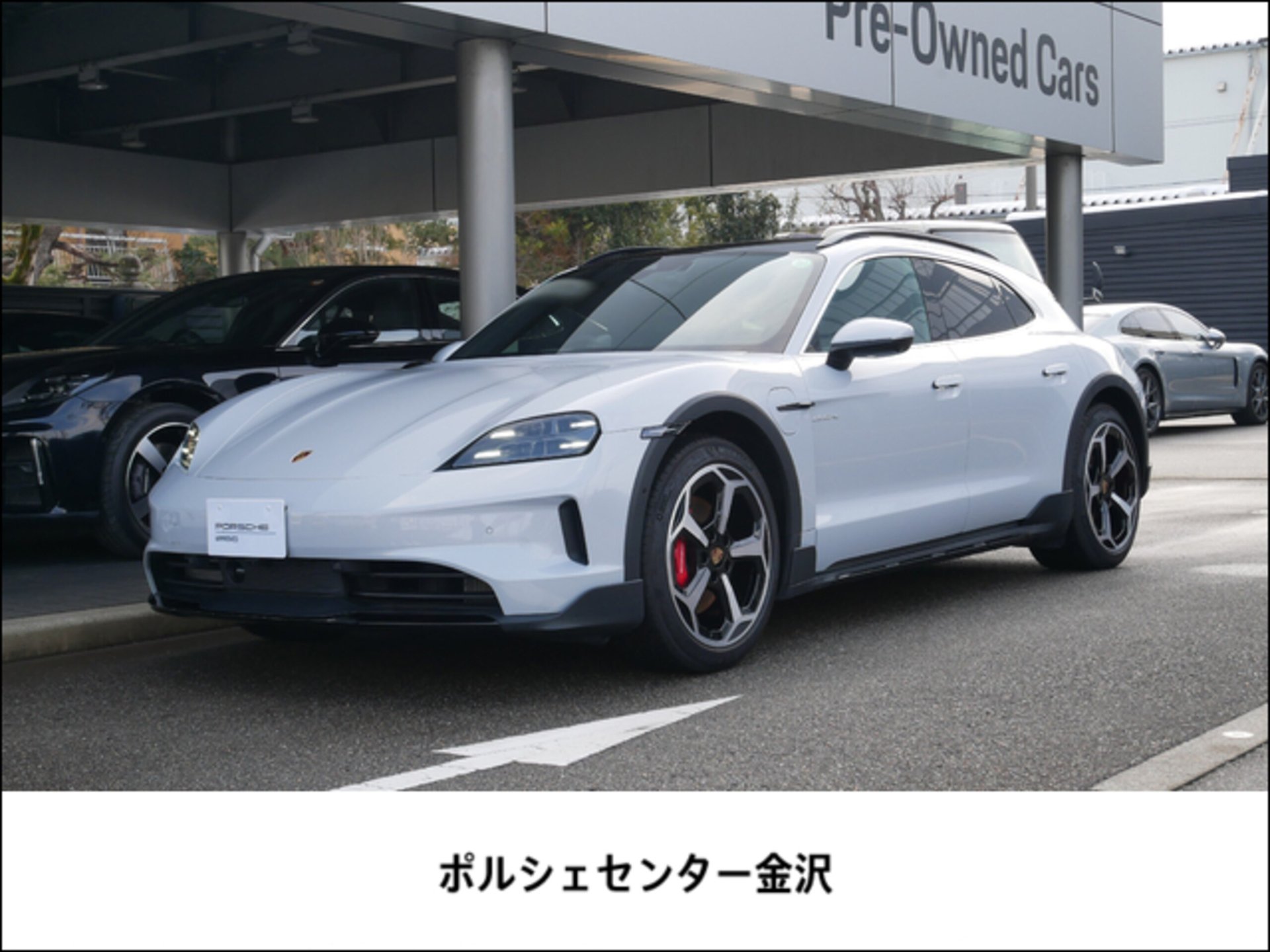 PORSCHE TAYCAN - View 1