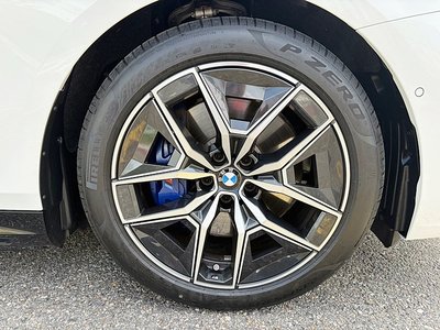 2025 BMW I5 photo 6