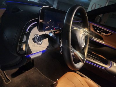 MERCEDES-BENZ E-CLASS - 7