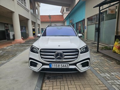 MERCEDES-BENZ GLS - 1